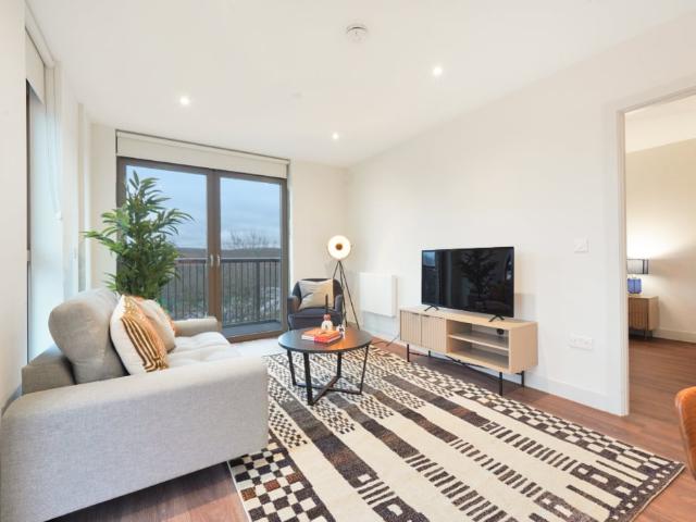 apartment in The Oakgate, Surrey, KT22 7RZ
