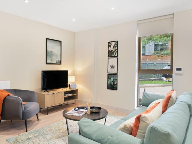 apartment in The Oakgate, Surrey, KT22 7RZ