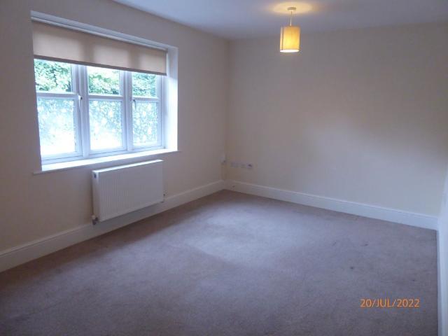 apartment in The Avenue, 50 The Avenue, Cliftonville, Northampton, NN1 5AR