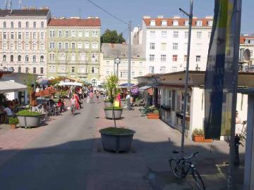 Apartment in the center between Augarten park & Danube canal, 20 min to Airport, Vienna Amsterdam Apartments for Rent