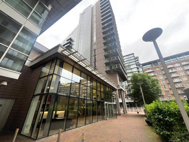 apartment in The Edge, Clowes Street, Manchester City Centre, M3 5ND
