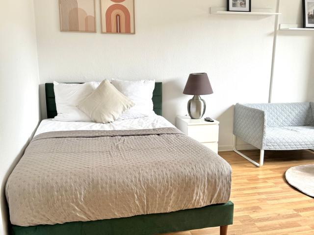 Apartment in the heart of Düsseldorf 5 minutes to the city center, Dusseldorf Amsterdam Apartments for Rent