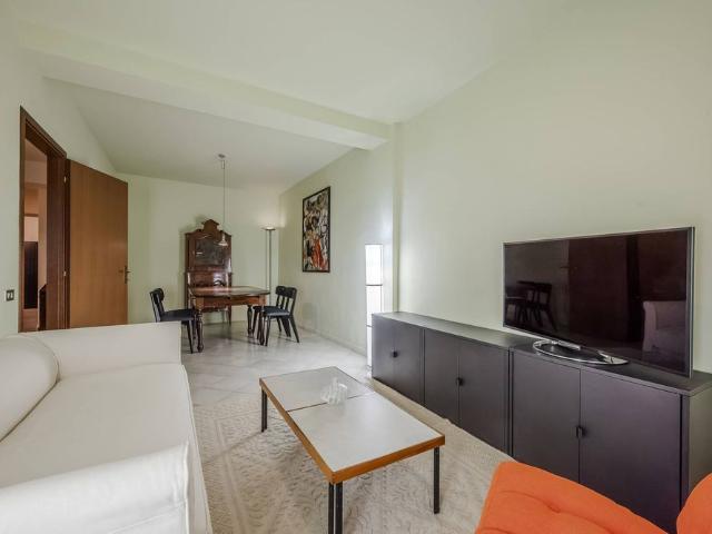 Apartment in the heart of the historic center of Arona