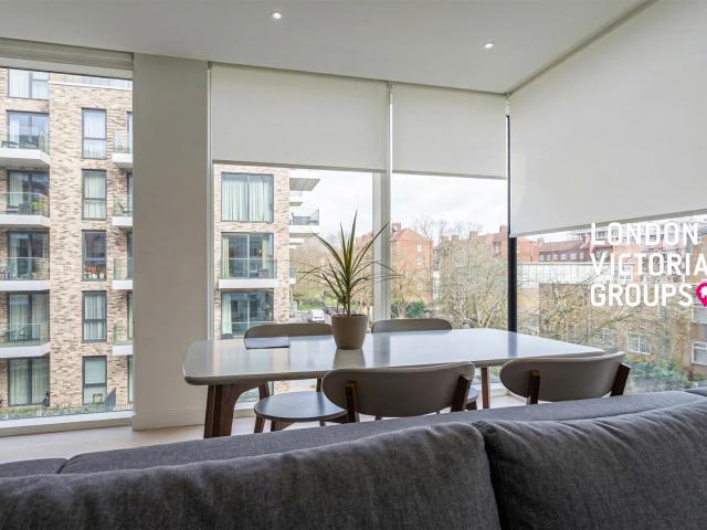 apartment in The Parkhouse, 3 Kayani Avenue, London