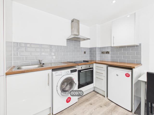 apartment in Tivoli House, South Street, Hull, HU1 3AX