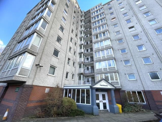 apartment in Tilehurst Court, Salford, M7 3ST