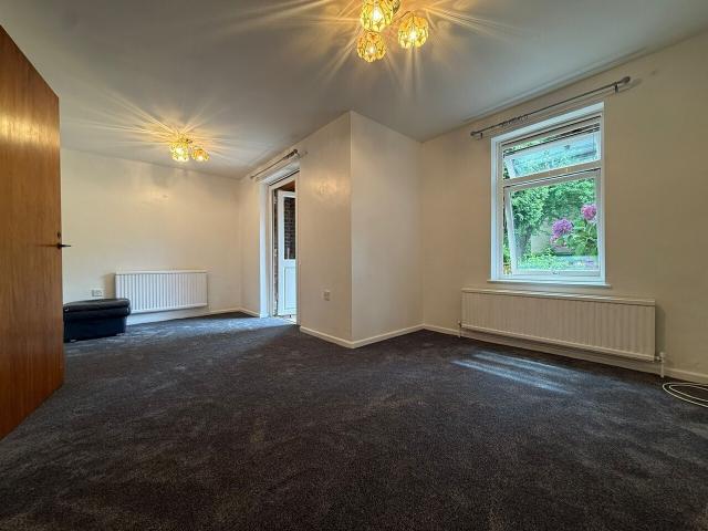 apartment in Trill Mill Court, Oxford