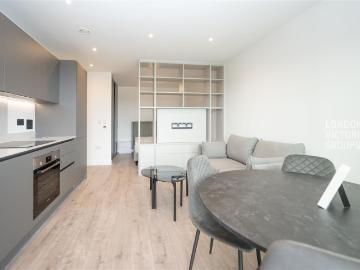 apartment in Union Court, 2 Fauna Walk, Watford