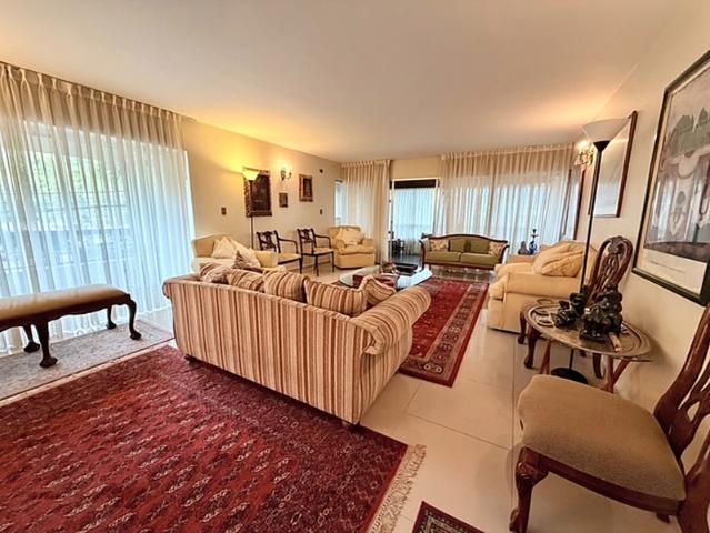 apartment in VITACURA, KENNEDY, LUZ Propiedades Relacionadas