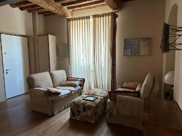 Apartment in Via Cairoli, Marina di Carrara for 100 m² with 2 bedrooms