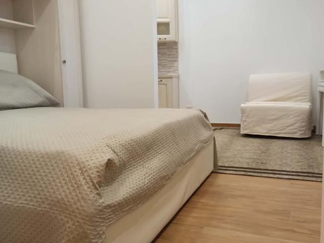 Apartment in Via Castell'Umberto, Roma for 40 m²