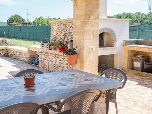 Apartment in Via Carlo Alberto Dalla Chiesa, Tricase with 1 bedroom