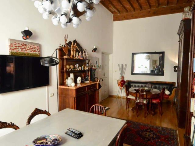 Apartment in Via Cherea, Lucca for 130 m² with 2 bedrooms