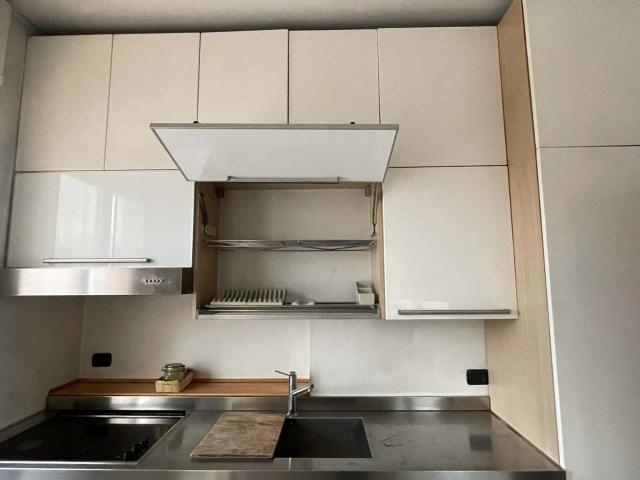 Apartment in Via Confalonieri, Seveso for 105 m² with 2 bedrooms