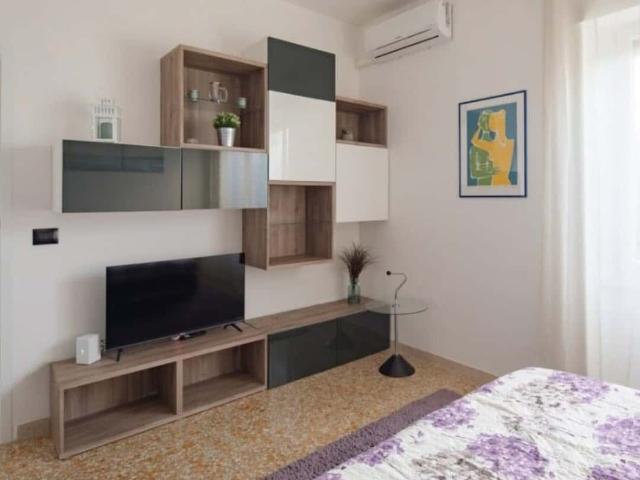 Apartment in Via degli Orti Variani, Roma for 36 m²