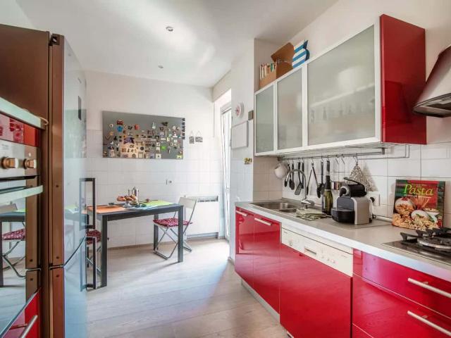 Apartment in Via Francesco Anzani