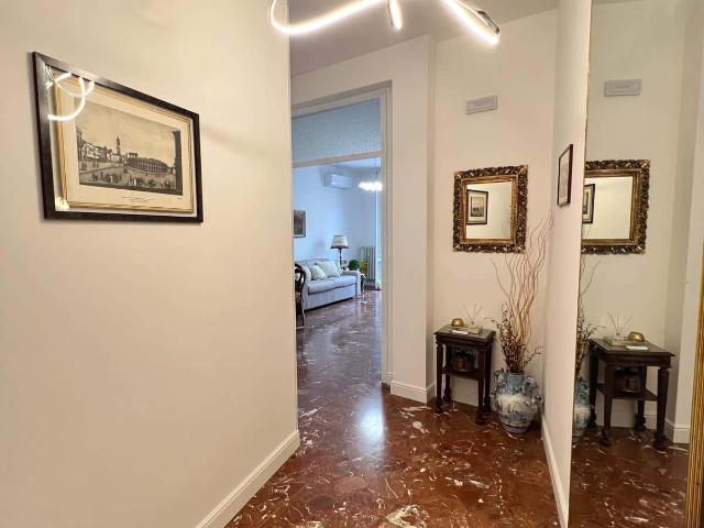 Apartment in Via Francesco Berni, Verona for 108 m² with 2 bedrooms