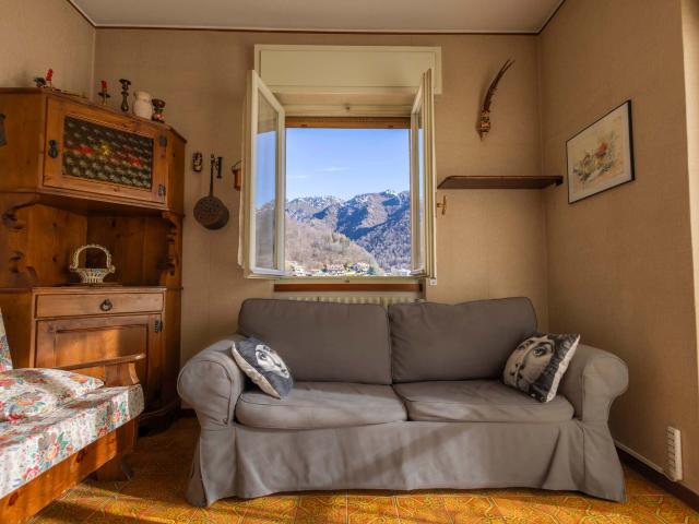 Apartment in Via per Cassina, Moggio for 70 m² with 2 bedrooms