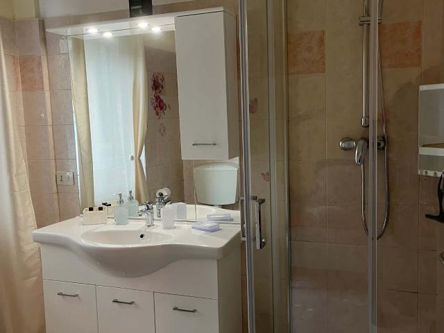 Apartment in Via San Antonio, Locate Varesino for 28 m²