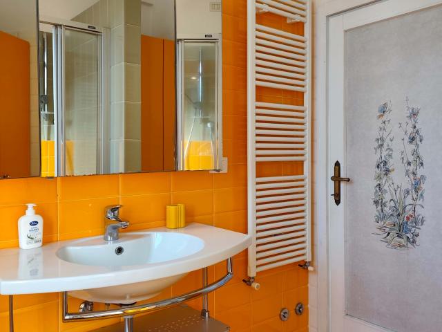 Apartment in Via Silvestro Lega, Firenze for 90 m² with 2 bedrooms