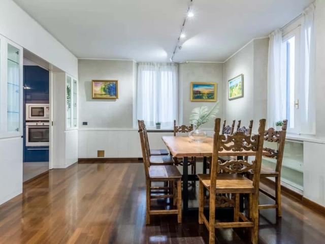 Apartment in Via Vittorio Emanuele II