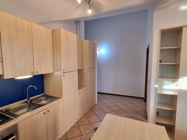 Apartment in Viale Garibaldi, Maccagno con Pino e Veddasca for 60 m²