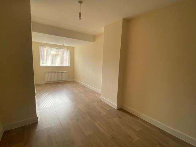 apartment in Victoria Road, Southampton, Hampshire, SO19