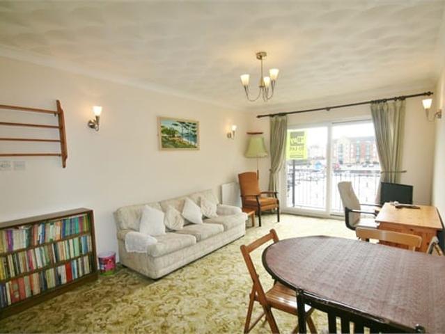 apartment in York Court, Swansea