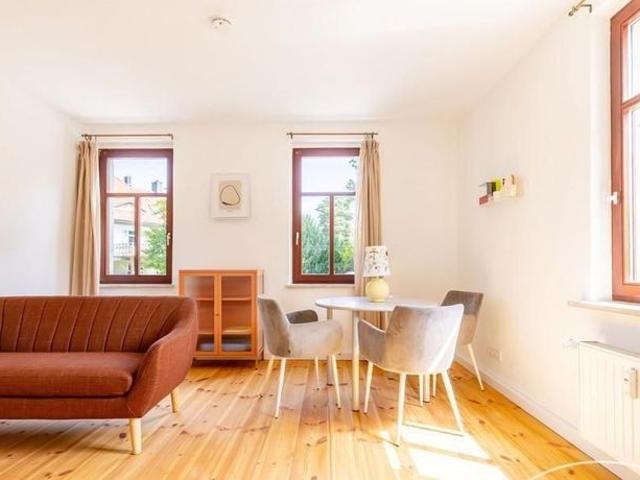apartment on higher floor / rent / Dresden