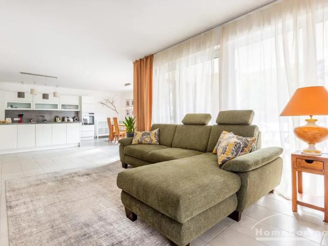 apartment on higher floor / rent / Dresden