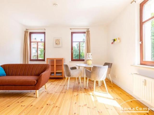 apartment on higher floor / rent / Dresden