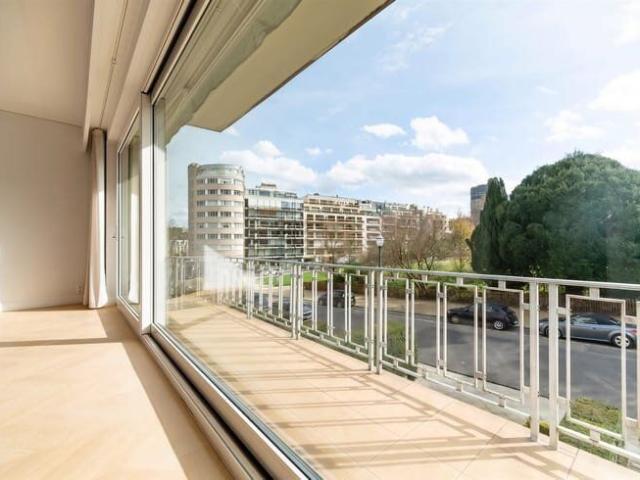 Apartment on Jardin du Roi