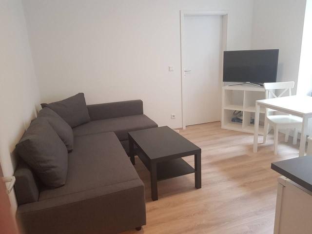 Apartment on the Nordstrasse!, Dusseldorf Amsterdam Apartments for Rent