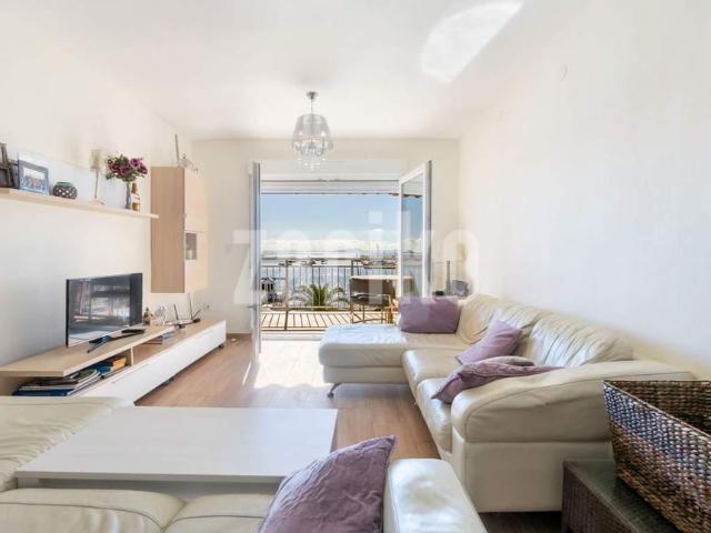 Apartment on the beachfront of Villananitos