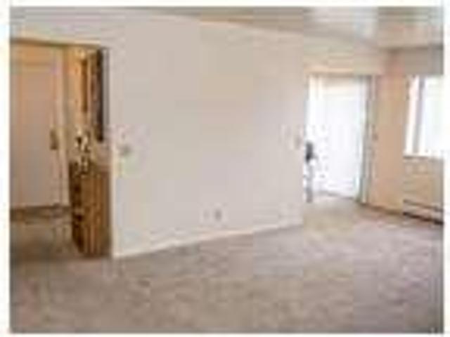 Apartment only for $598/mo. You Can Stop Looking Now. Offstreet parking!