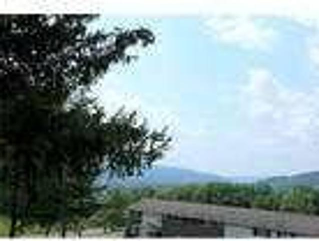 Apartment only for $946/mo. You Can Stop Looking Now. Parking Available!