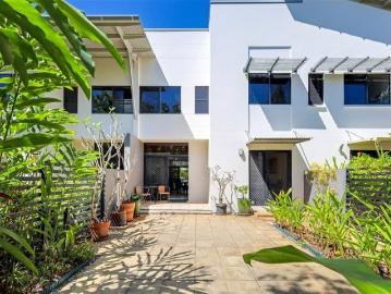Apartment or Townhouse