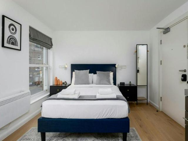 Apartment London London 101587586