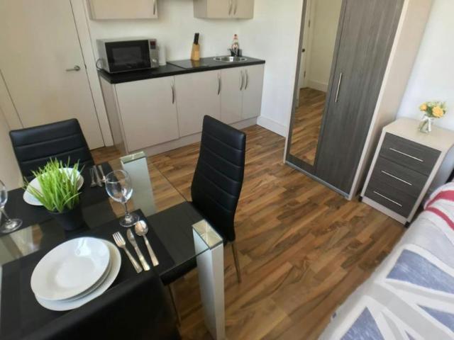 Apartment London London 103656294