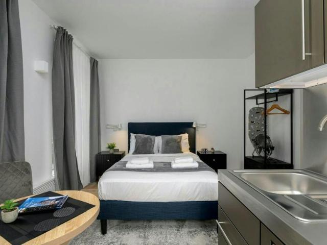 Apartment London London 103323917