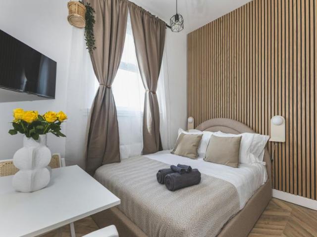 Apartment London London 105009812