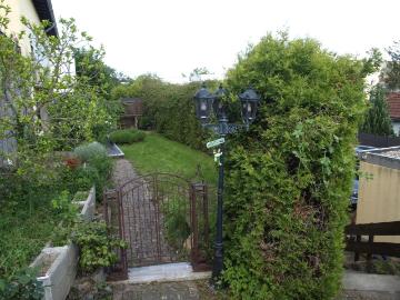 Apartment Lavendel Garten with Spacious Garden & Terrace!