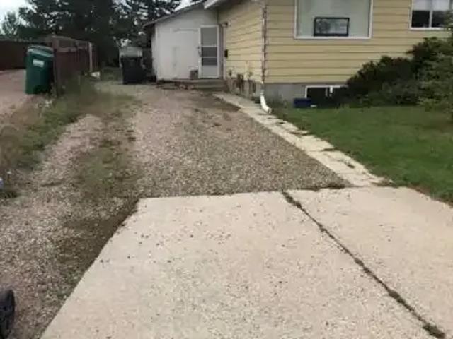 Apartment Lethbridge AB 102952183