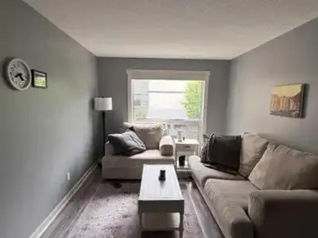 Apartment Lethbridge AB 103119105