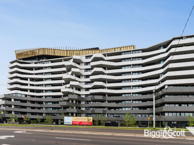Apartment living at its best with every convenience close by