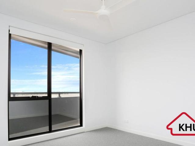 Apartment living Convenience & Location!