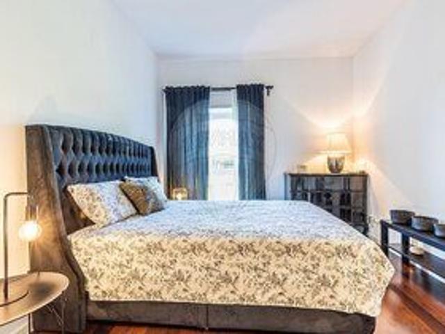 Apartment Modern 2 bedrooms for rent Lumiar Lisboa gardens, parking space, tennis court, playground, fireplace, garage, furnished