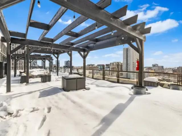 Apartment Montreal QC 105087593