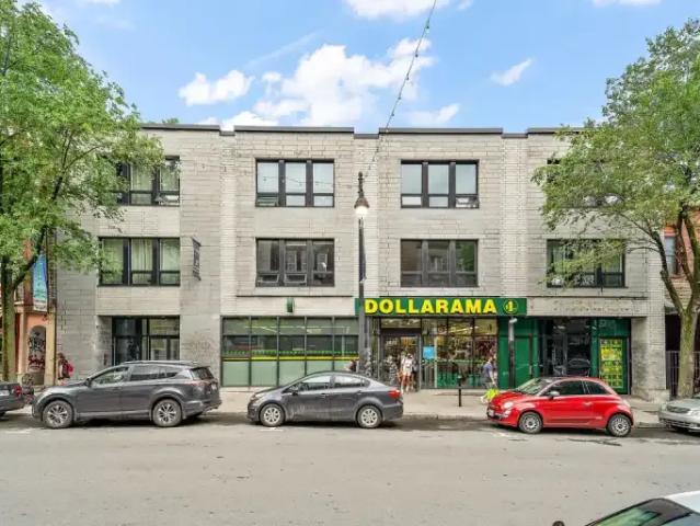 Apartment Montreal QC 105326522
