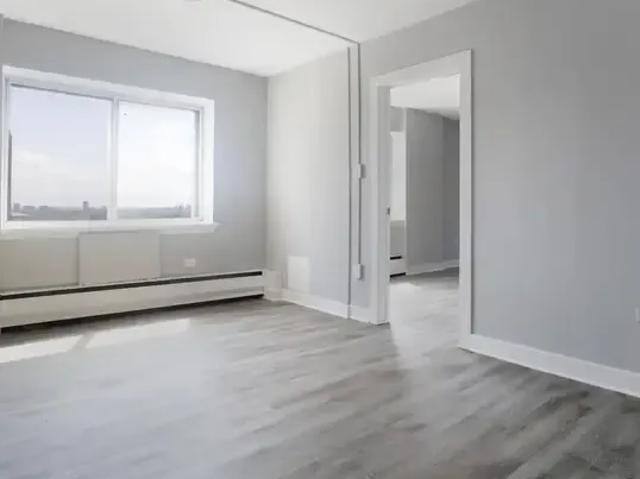 Apartment Montreal QC 93691450
